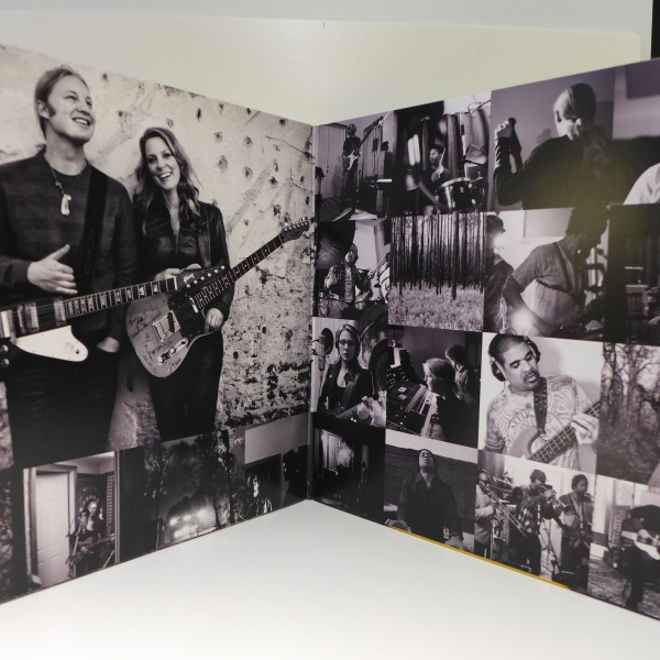 Tedeschi Trucks Band – Revelator