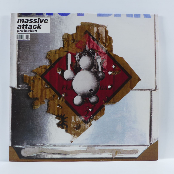Massive Attack – Protection